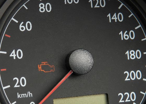 Luz do motor acesa: o que fazer?